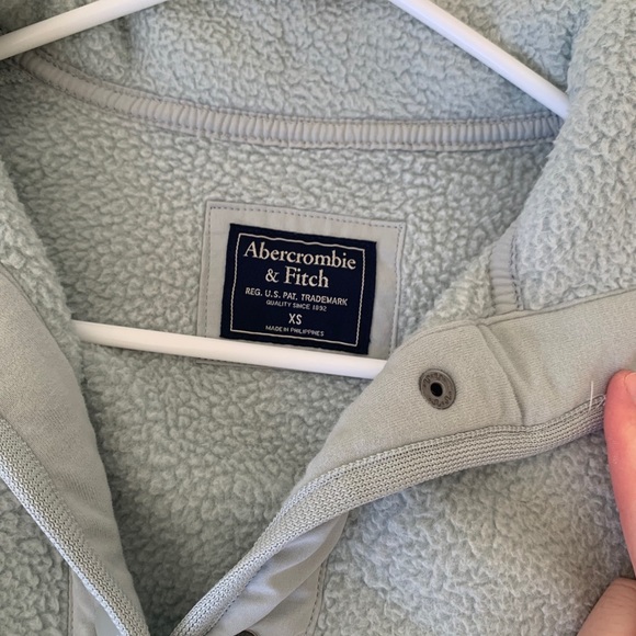 Abercrombie fleece button-up jacket - Picture 4 of 4